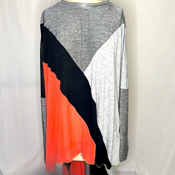 Pope London High-Low Blouse - Picture 3 of 4